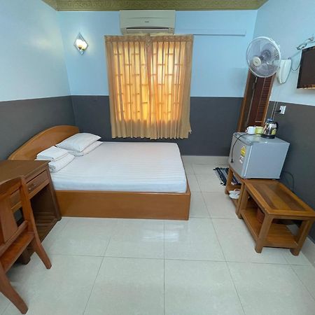 Apsara Guest House Kampot City Buitenkant foto